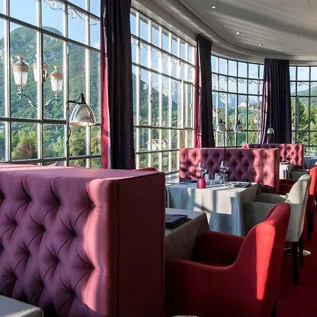 Le Palace De Hotel Menthon-Saint-Bernard