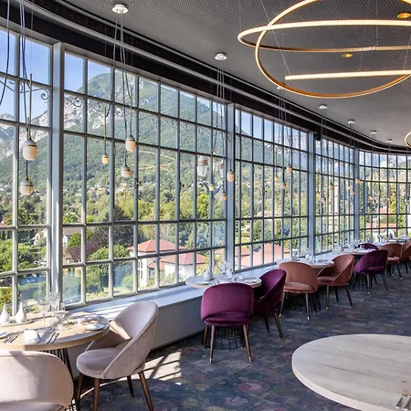 Le Palace De 5* Menthon-Saint-Bernard