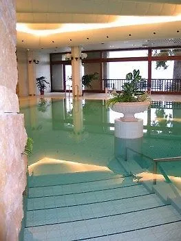 Le Palace De Hotel Menthon-Saint-Bernard