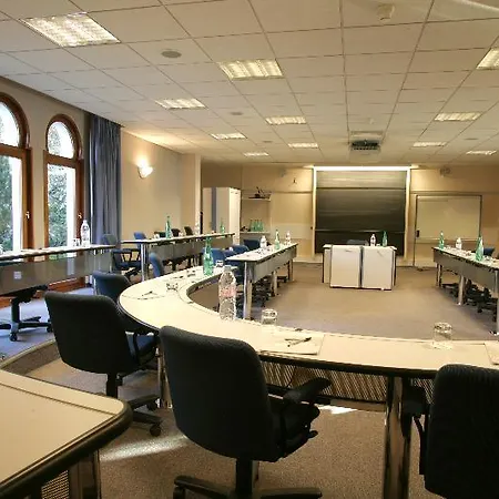 Le Palace De 5* Menthon-Saint-Bernard