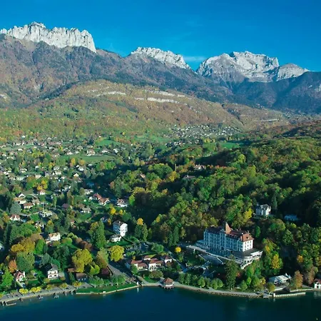 Hotel Le Palace De Menthon-Saint-Bernard