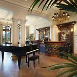 Le Palace De Hotel 5*