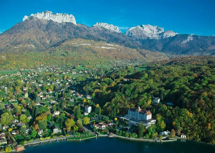 Hotel Le Palace De Menthon-Saint-Bernard